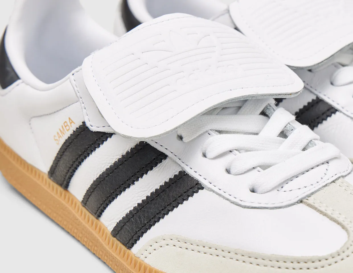 adidas Originals Women's Samba LT White / Black - Gum