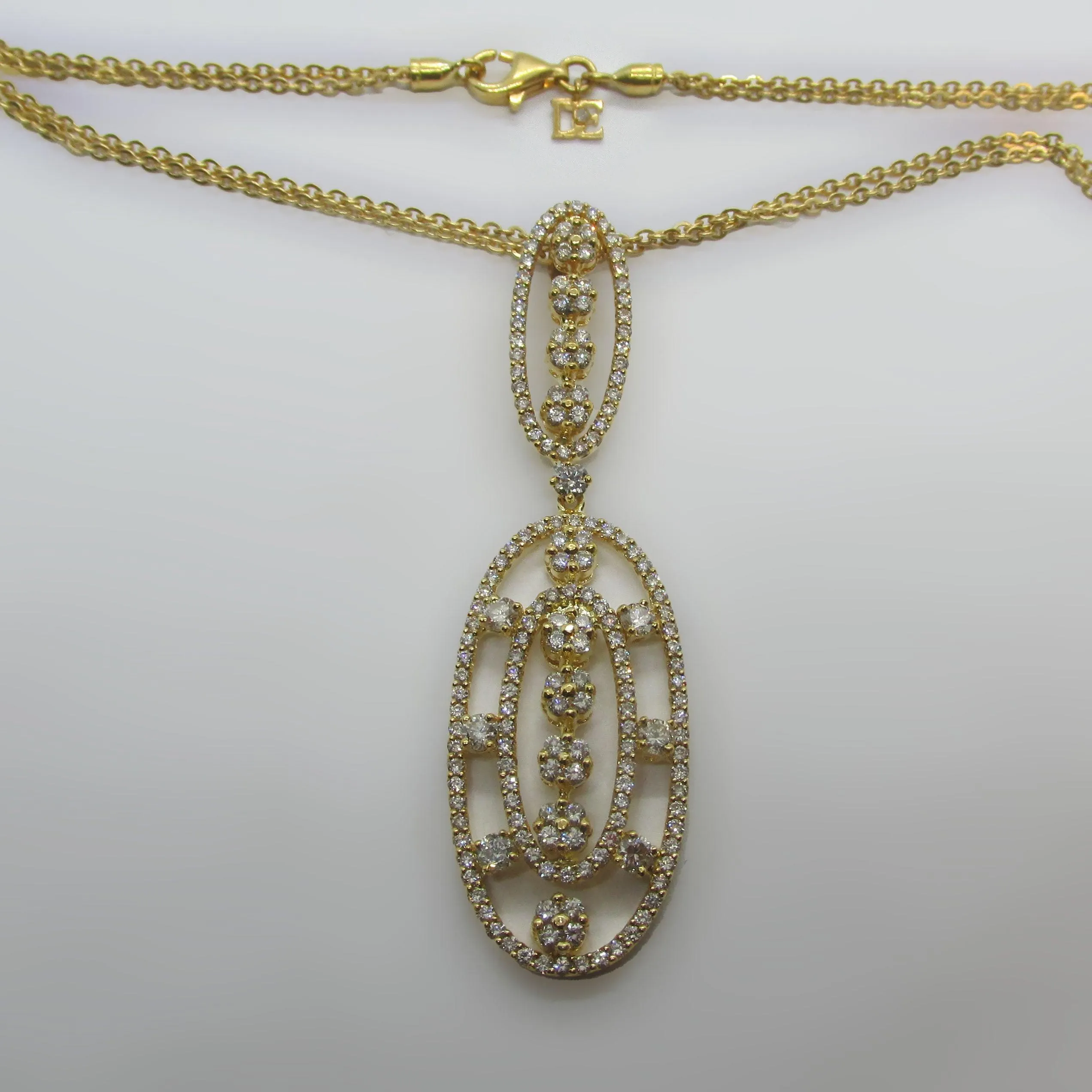 Diamond Drop Pendant in 18K Yellow Gold Necklace