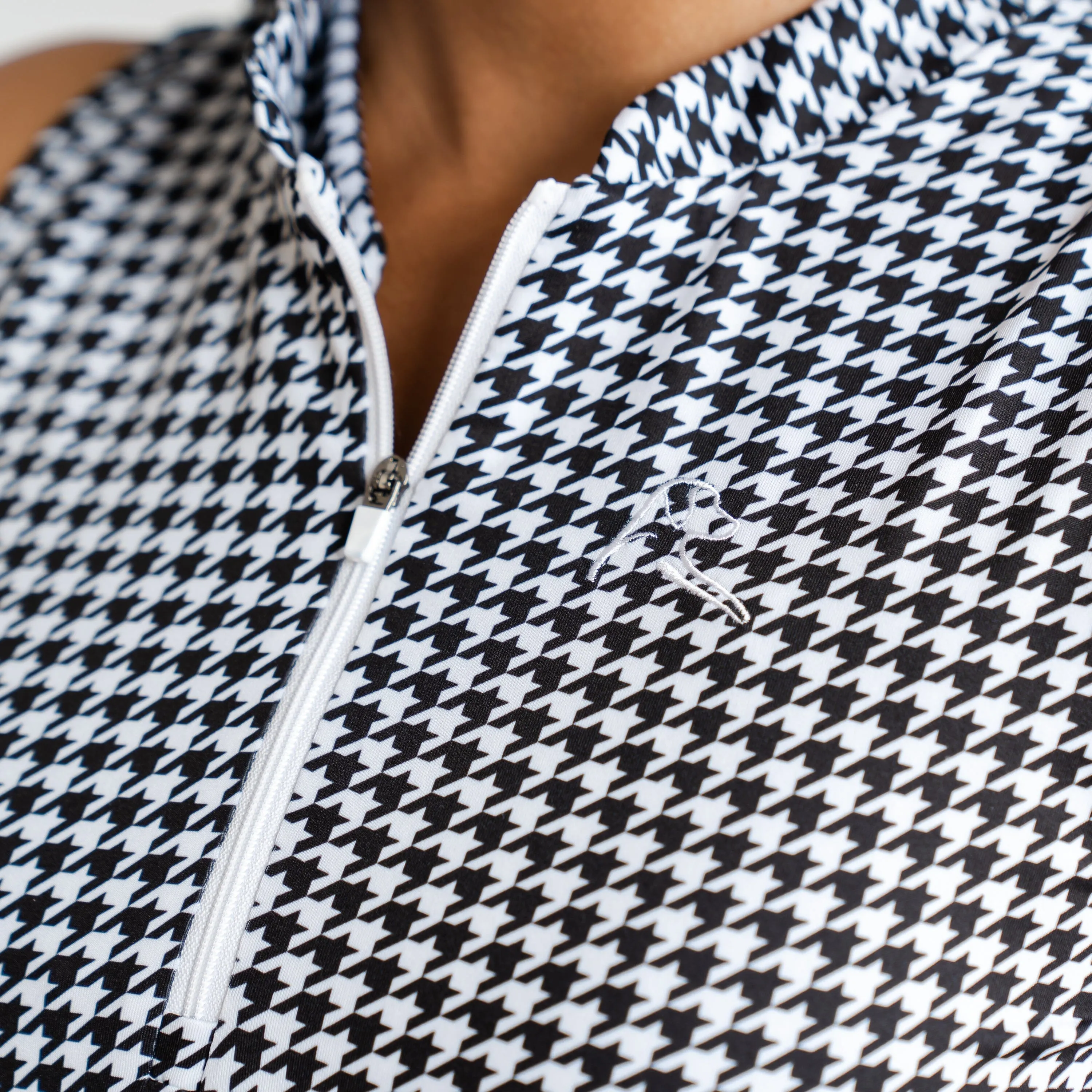 Royal Houndstooth Sleeveless Zip | The Royal Houndstooth - Black/White